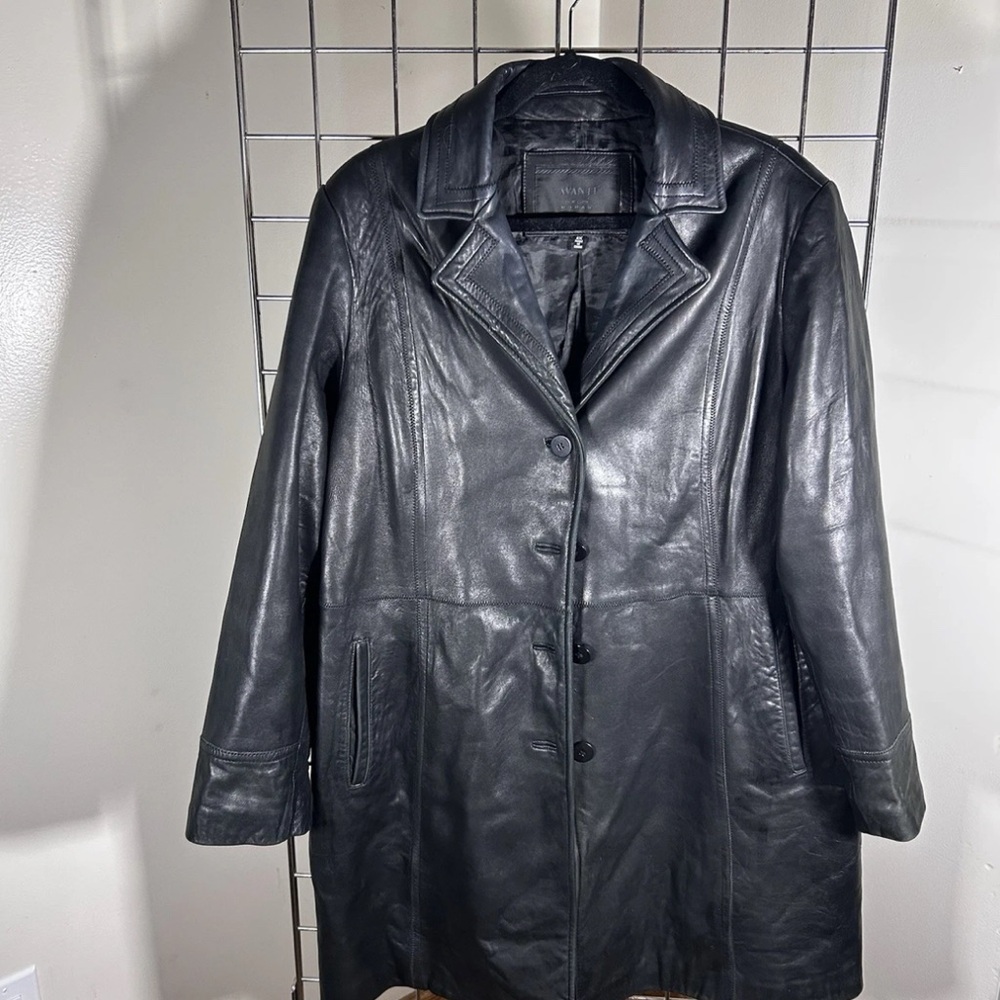 Avanti New York Women's Leather Size 2X.  Used In Good Condition - Picture 2 of 6